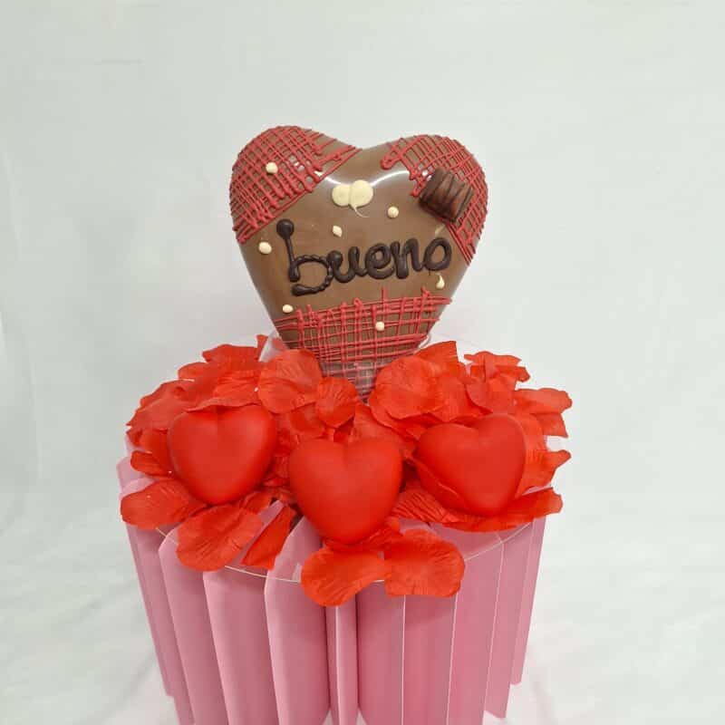 Cuore ripieno con crema bueno