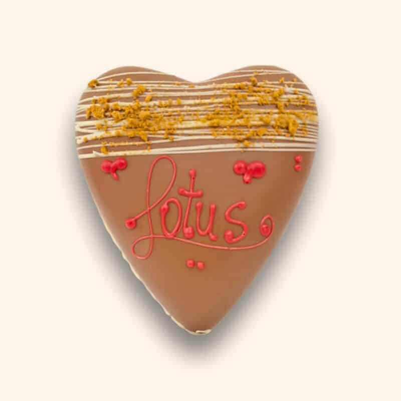Cuore di cioccolato artigianale ripieno di crema Lotus